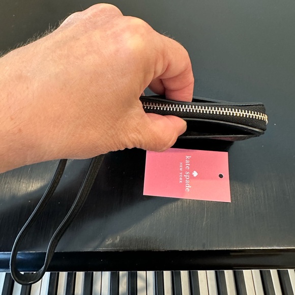 NWT Authentic Luxury Classic Preppy Small Card Holder Wristlet Key Ring Wallet - Picture 15 of 17